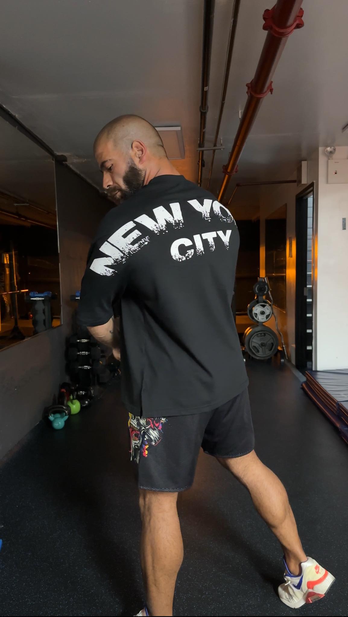 OVERSIZED TEE -NEW YORK LOGO - BLACK COLOR