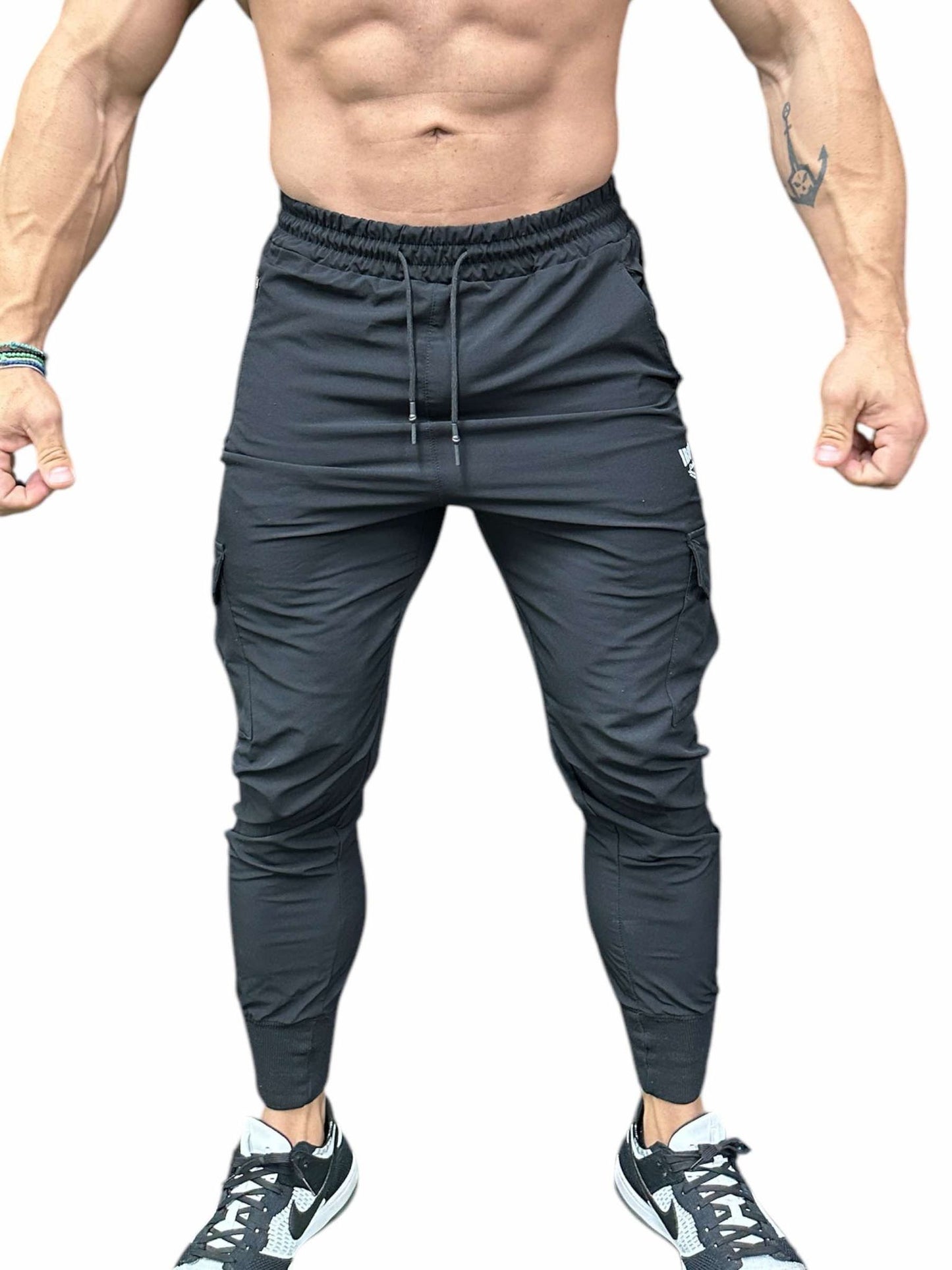 BLACK CARGO JOGGERS - BLACK COLOR