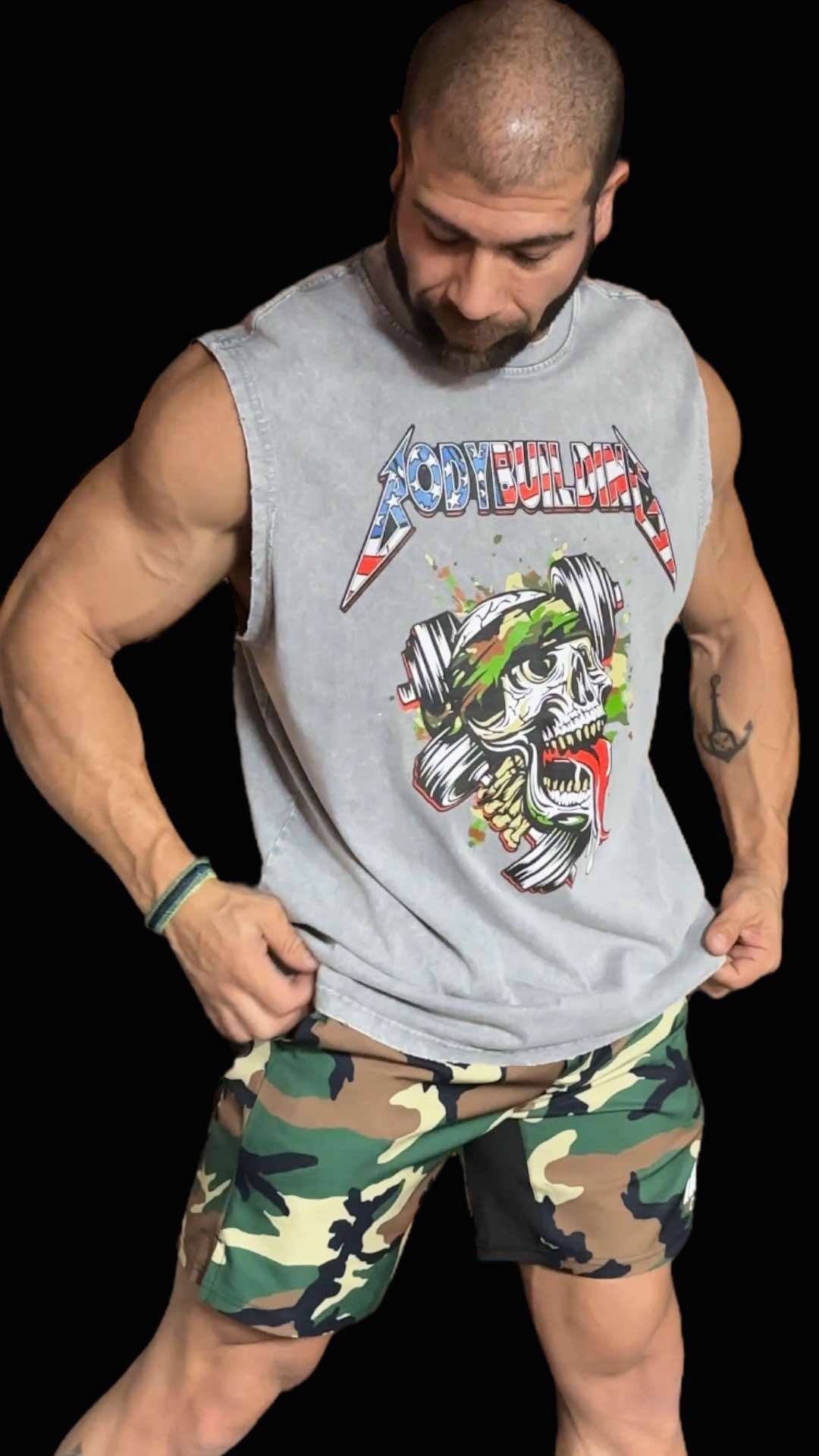 LIGHT GREY ACID WASH SLEEVELESS TEE - CAMO METALLICA LOGO