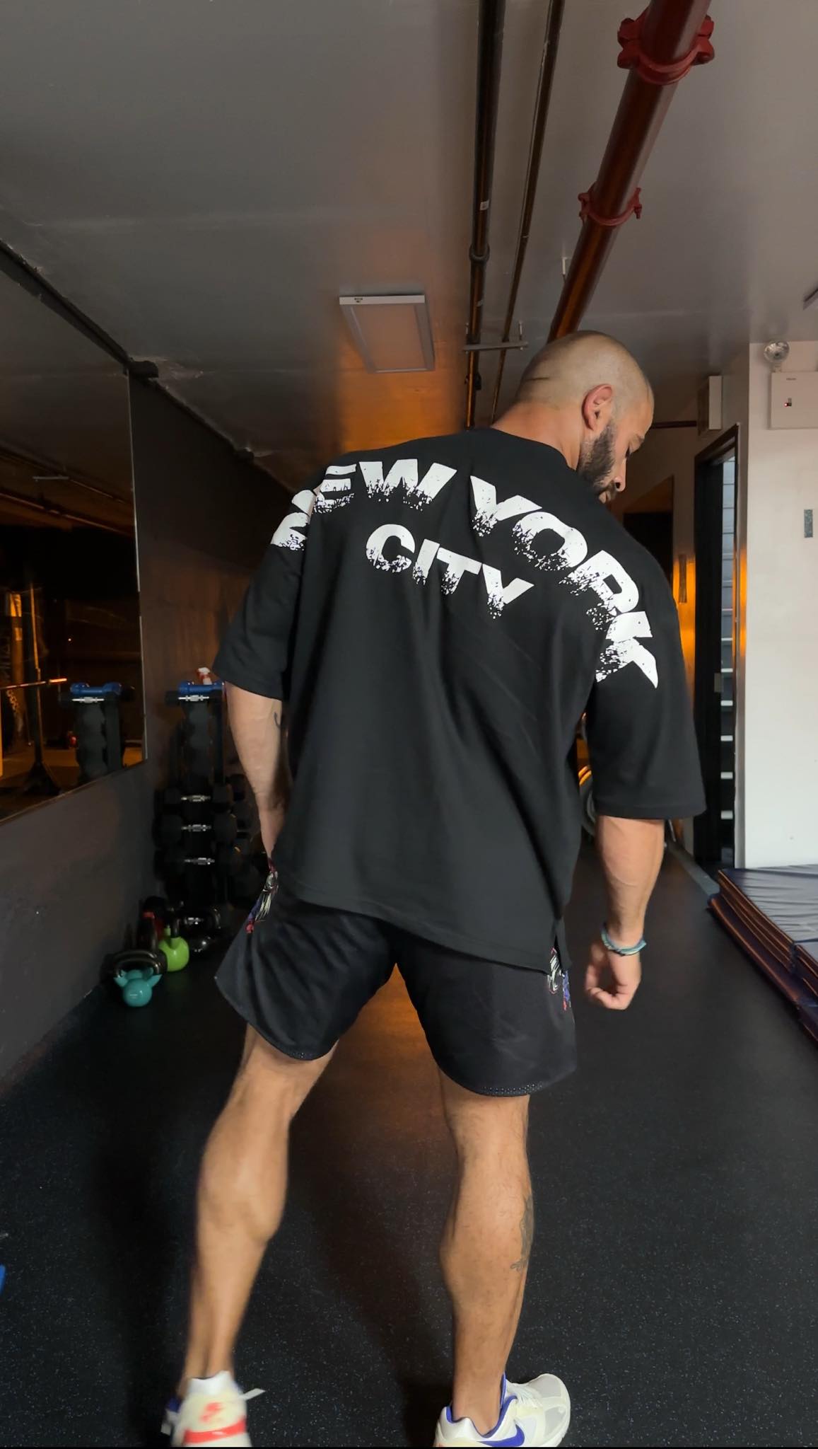 OVERSIZED TEE -NEW YORK LOGO - BLACK COLOR